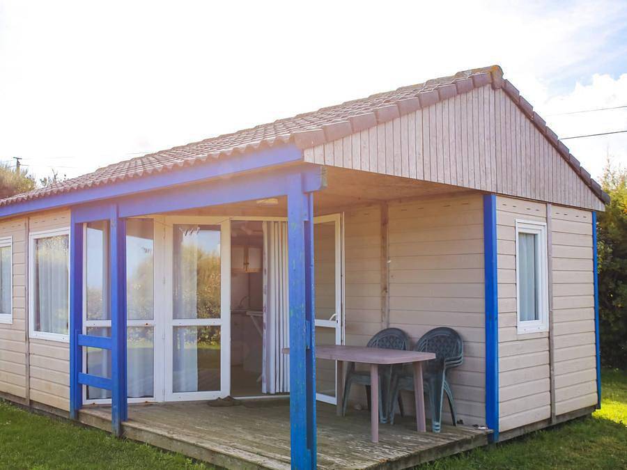 Camping de Goulit Ar Guer - Chalet 4 personen - 4 Personen in Iroise