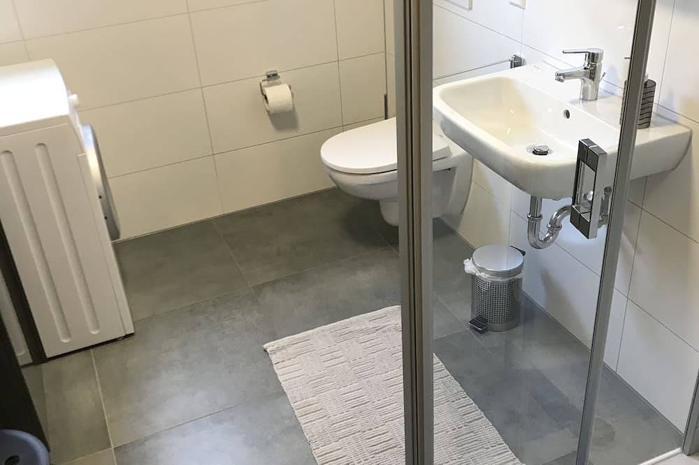 Ganze Wohnung, Geräumige, gemütliche 3* Fewo in Ortsrandlage mit Blick zur Burg Trifels in Annweiler, Trifelsland