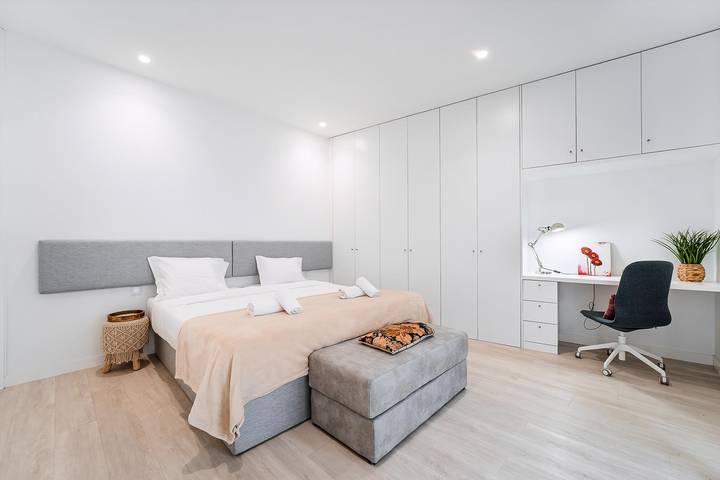 Ganze Wohnung, Ferienwohnung für 2 Personen mit Balkon in Aveiro, Aveiro Distrikt