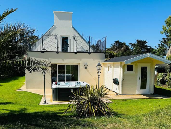 Location de vacances pour 4 personnes, avec sauna et jardin à Guissény - 2