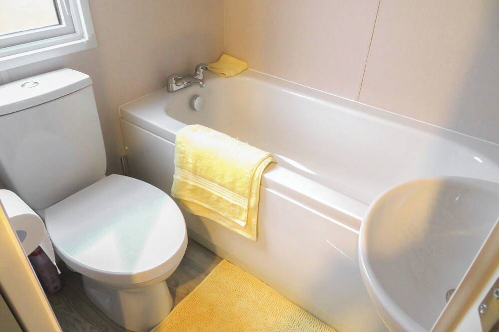 2 bedroom accommodation in Tydd St Giles in Tydd St Giles, Lincolnshire