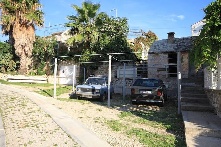 Ganze Wohnung, 2-Zimmer-Ferienwohnung am Strand Rukavac, Vis in Rukavac, Split-Dalmatien