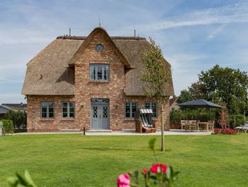 Ferienhaus für 6 Personen, mit Garten und Terrasse sowie Sauna in Utersum