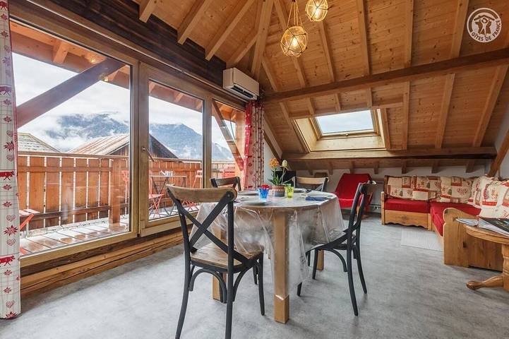 Gîte pour 4 personnes, avec balcon à Aiton