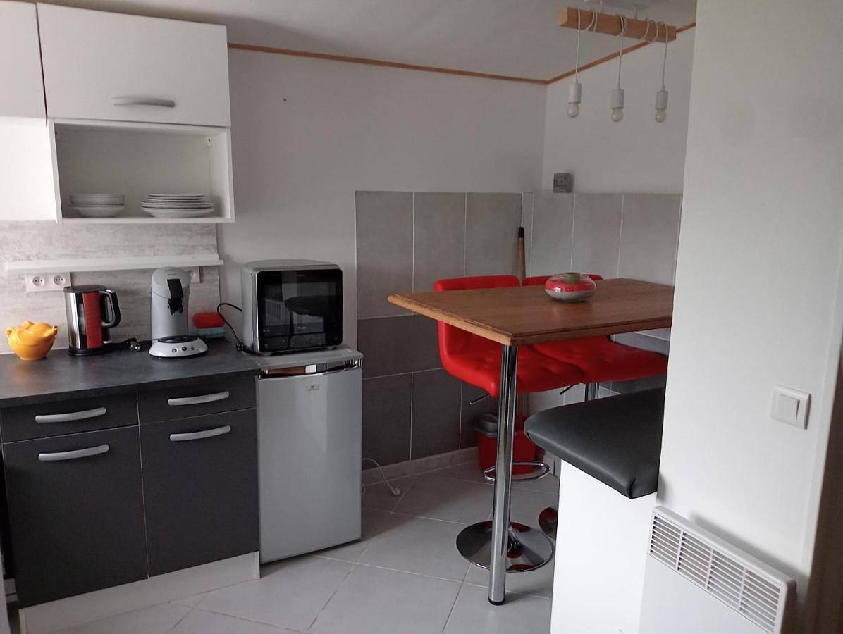 One-Bedroom House in Saint-Gérons, Région d'Aurillac