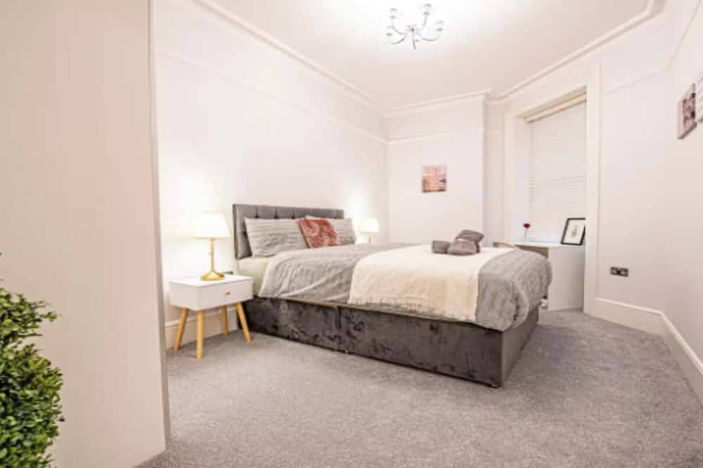 Ganze Wohnung, Stylish Central London Flat with Pool Table, Office Space & Prime Location in London, Südostengland