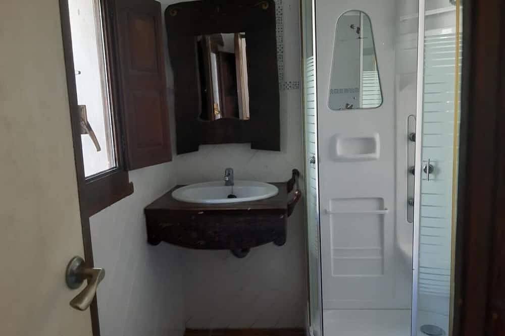 Los Ahijaderos de Tus - Casa La Higuera 3 hb in Yeste, Calares del Mundo y de la Sima
