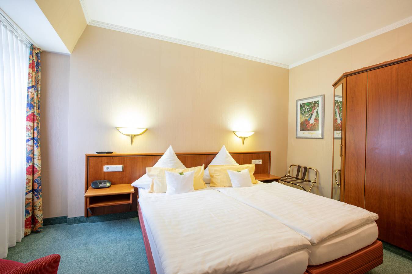 Ganze Ferienwohnung, 2 Raum Apartment kleiner Balkon in Bad Kissingen, Rhön-Bayern