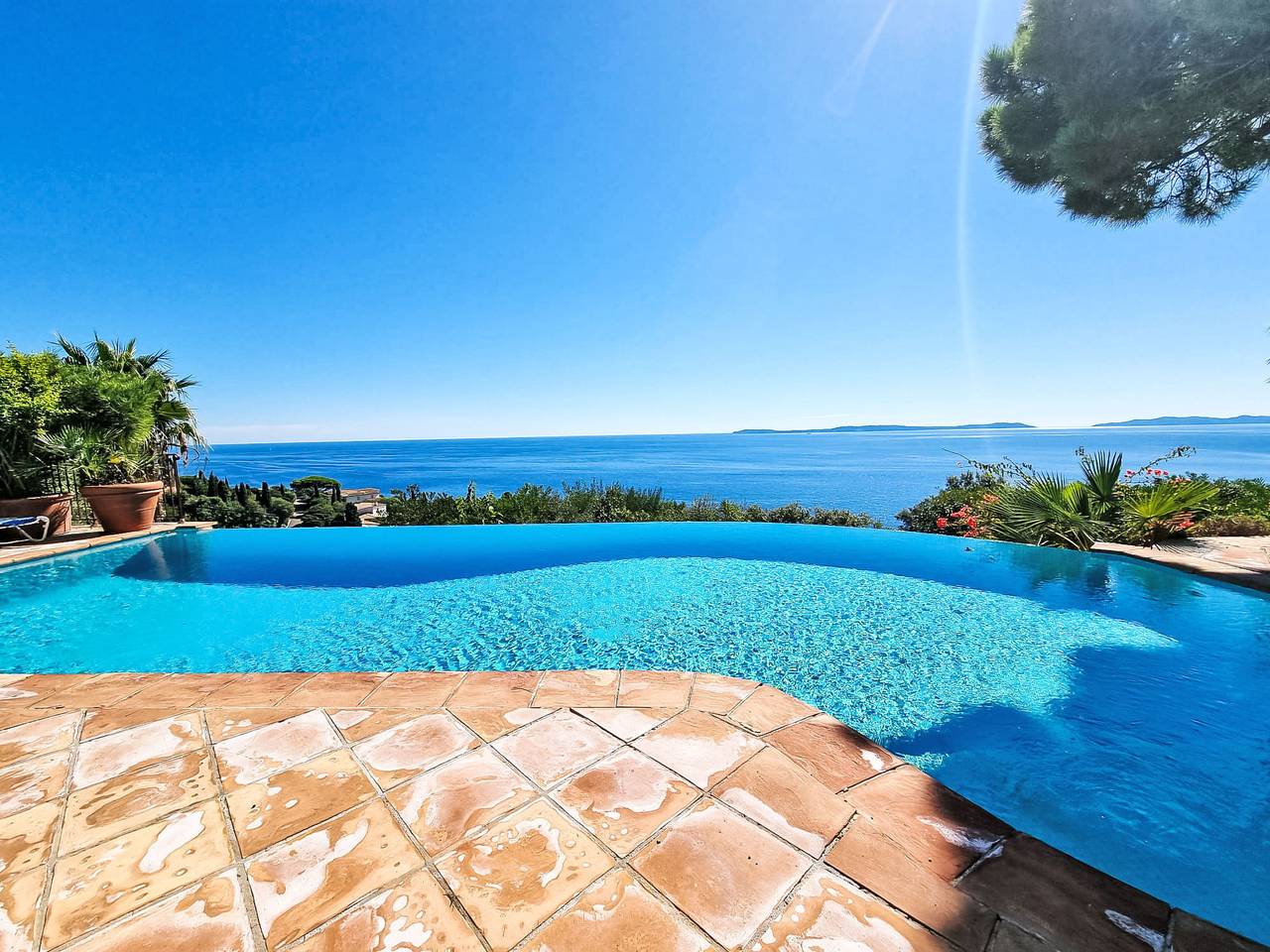 Villa Sea View in Rayol-Canadel-sur-Mer, Côte méditerranéenne (France)