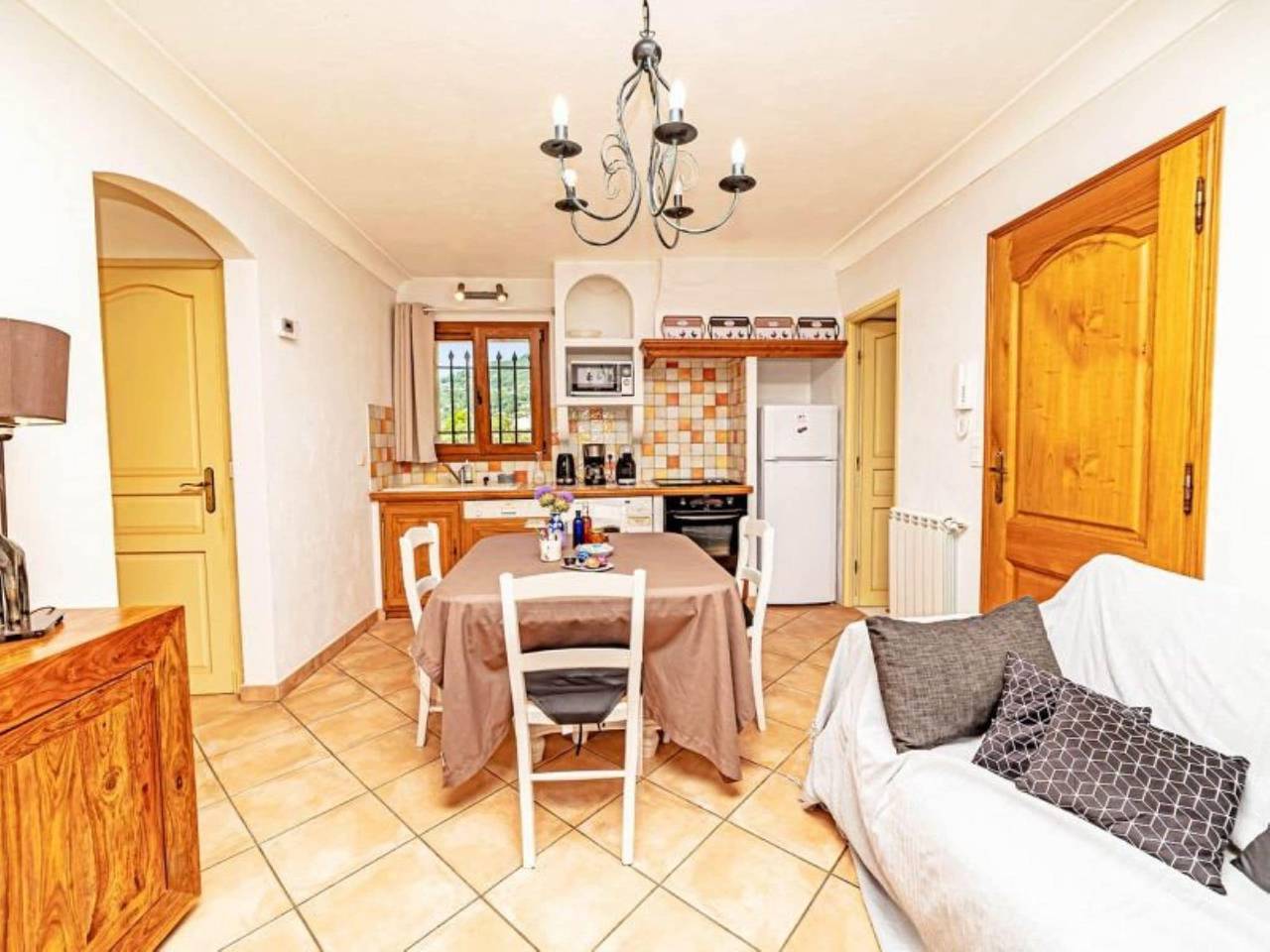 Appartement 6 personnes sur la côte d'azur. in Le Bar-sur-Loup, Côte méditerranéenne (France)