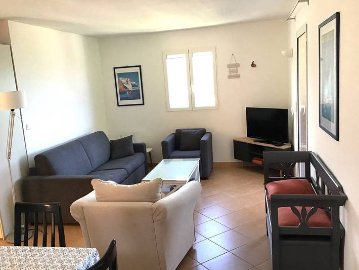 Gîte pour 6 personnes, avec terrasse, adapté aux familles à Conca - 3