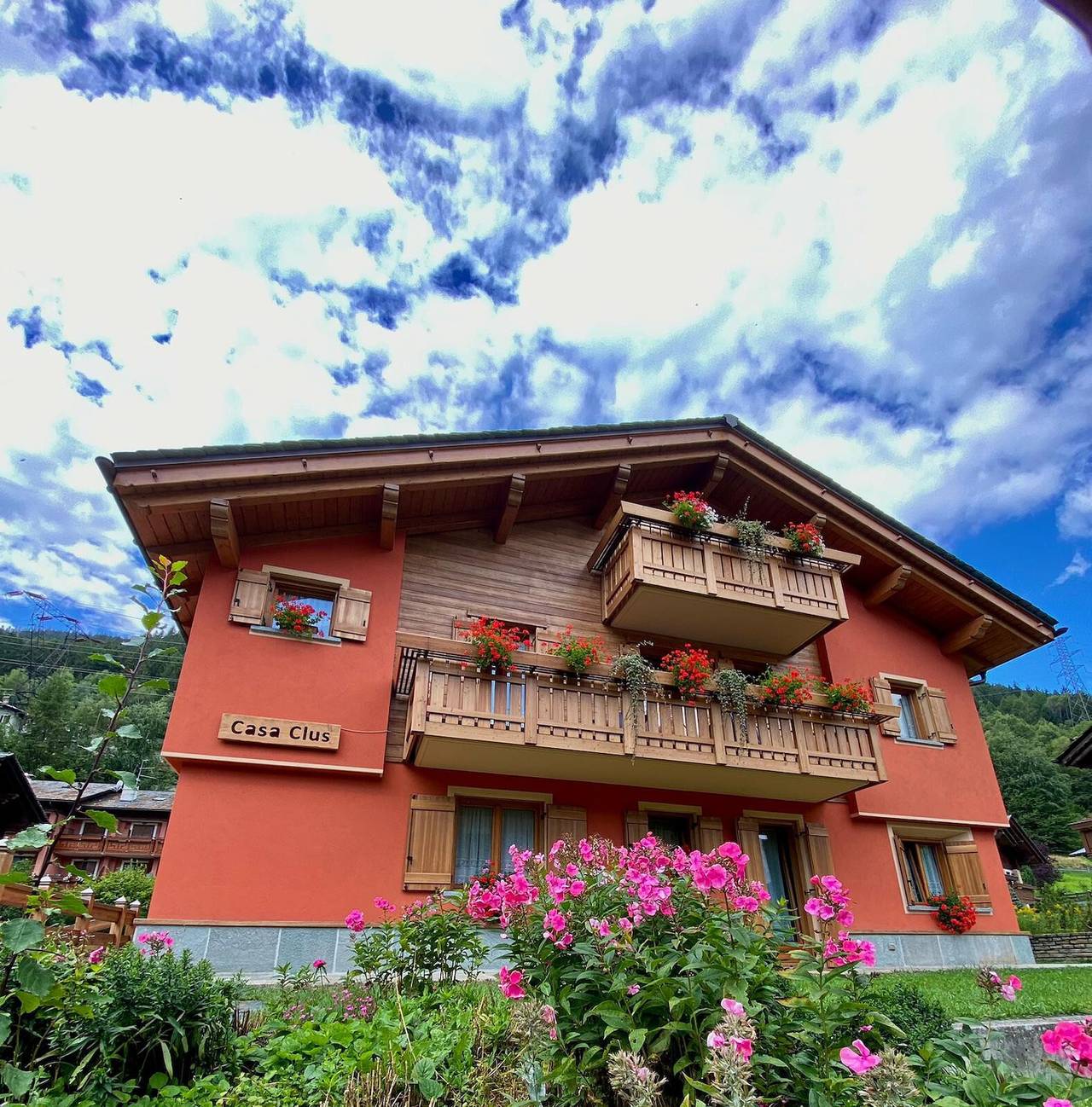 Ganze Wohnung, Ferienwohnung "Casa Clus Bormio 2" mit Bergblick, 2 Balkonen und Wlan in Valdisotto, Nationalpark Stilfser Joch