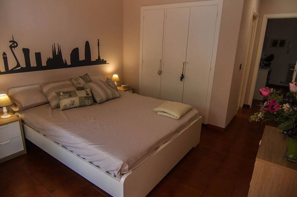 Appartement entier, Wohnung an der Strandpromenade in Platja del Bassiot (Caldes d'Estrac), Arenys de Mar