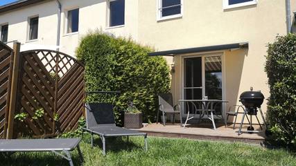 Ferienwohnung für 2 Personen, mit Garten und Sauna sowie Terrasse in Hohen Wieschendorf