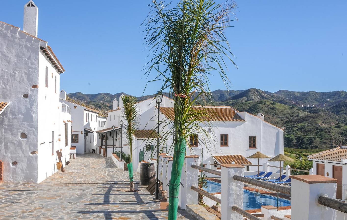Encantador apartamento de 150 m² con piscina cerca de Río de Companillas in Campanillas, Almogía