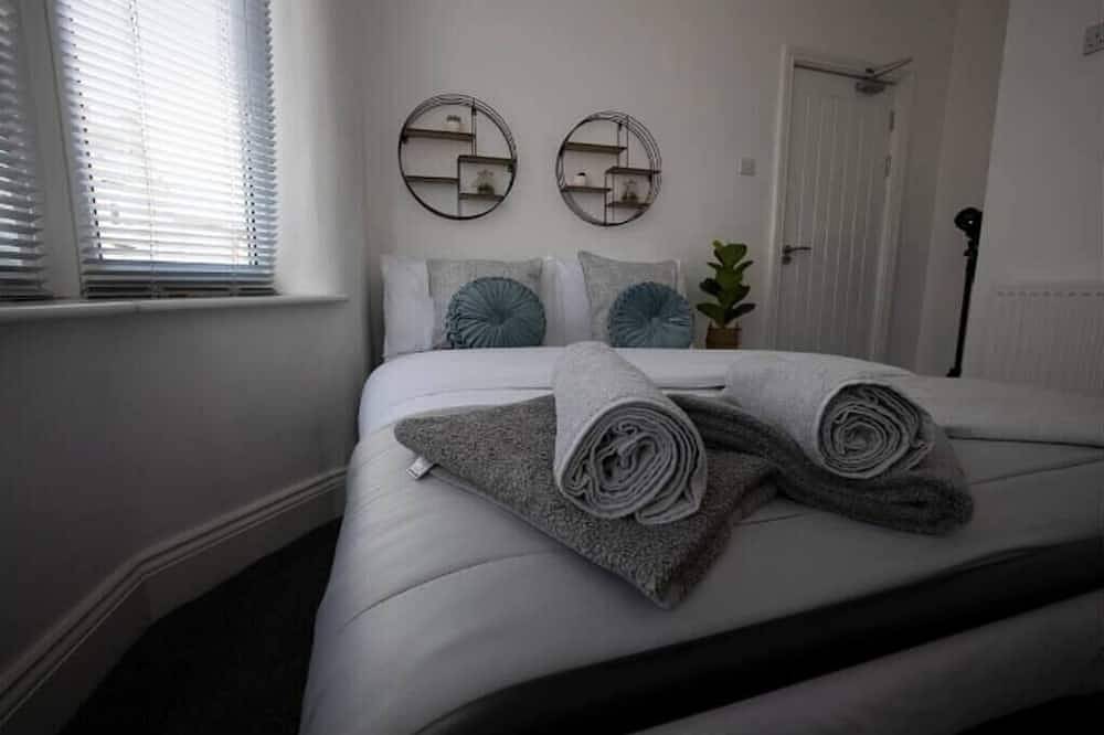 Abingdon House | 4Bdr | 4 Ensuite | Workstays Uk in Middlesbrough, North East England