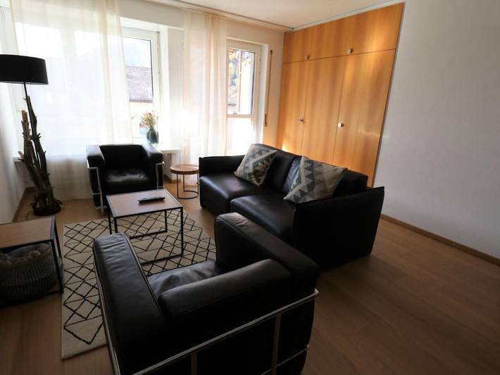 Ferienwohnung für 6 Personen, mit Balkon und Garten sowie Ausblick in Leukerbad
