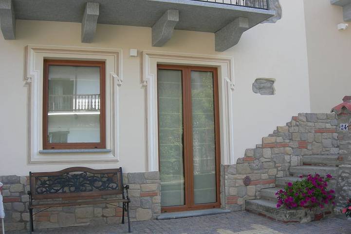 Location de vacances pour 6 personnes, avec Balcon et Jardin à Garessio