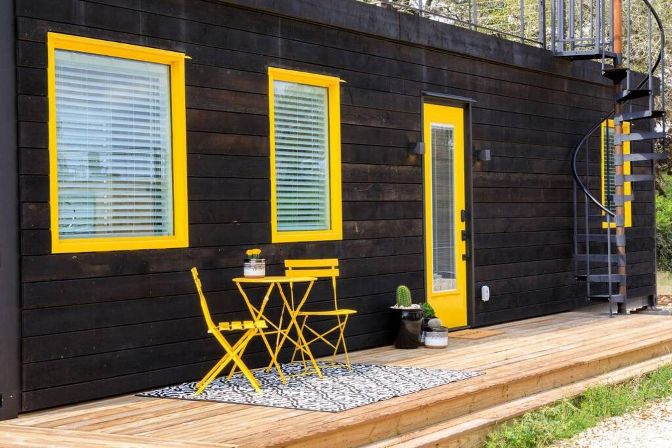New The Yellow Beacon-Luxury Shipping Container in Gillespie County