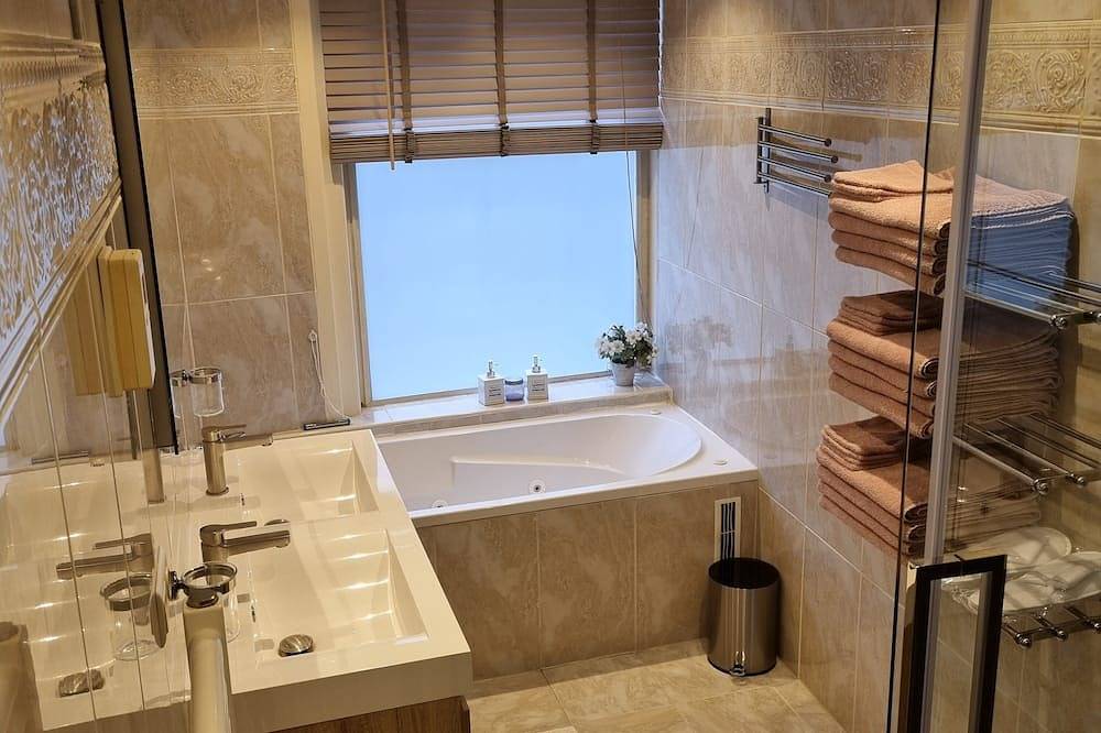 Ganze Wohnung, All Exclusive Riverview Apartment (4-5p) in historischen Dordrecht in Dordrecht, Nationalpark De Biesbosch