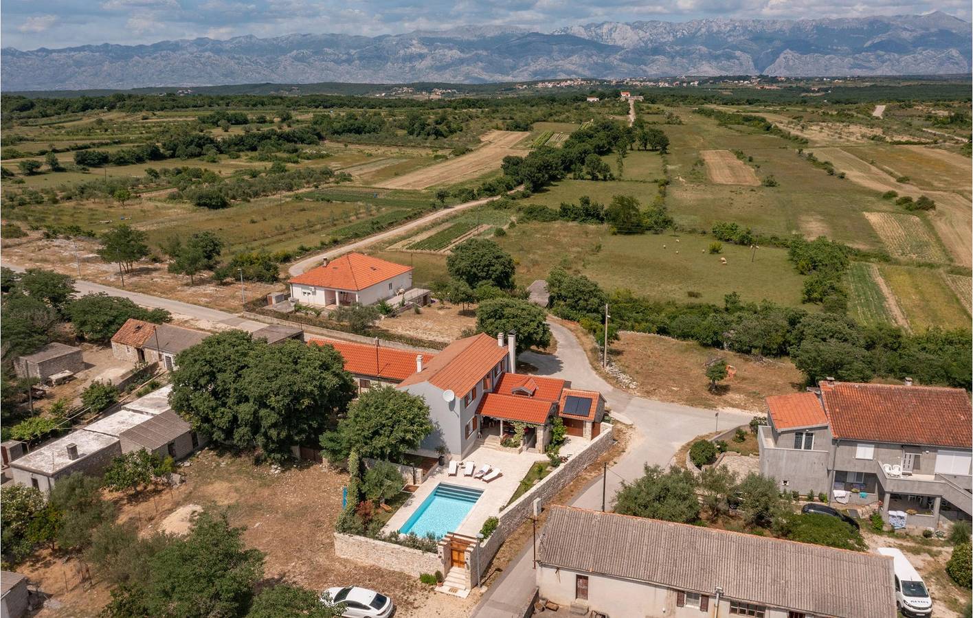 Ferienhaus für 9 Personen in Poličnik, Zadar