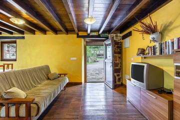 Casa Vacacional para 6 Personas en Selaya, Interior de Cantabria, Foto 1