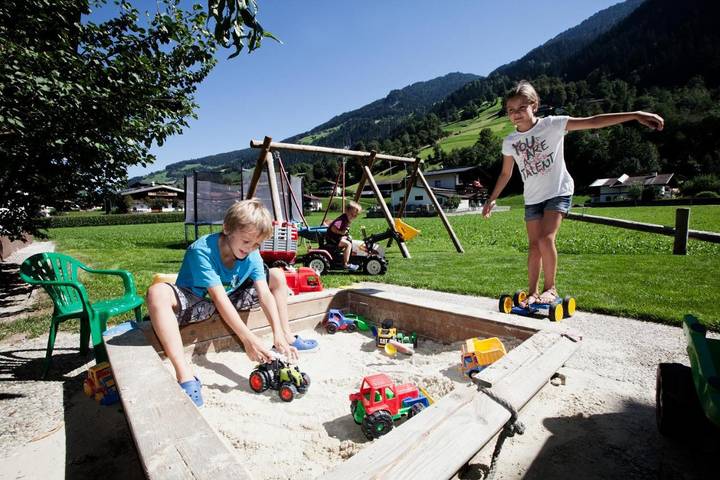 Gîte pour 2 personnes, avec jardin et balcon à Mayrhofen - 4