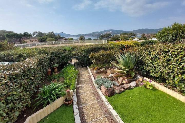 Gîte pour 4 personnes, avec piscine et jardin dans Agay - 4