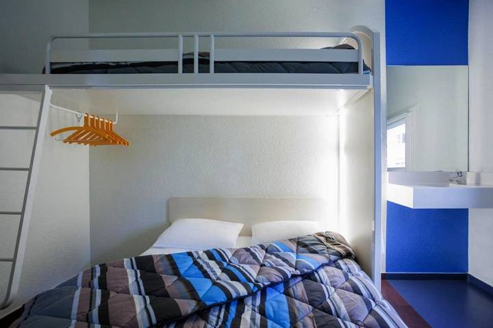 Hôtel pour 3 personnes, animaux acceptés à Saint-Saturnin - 3