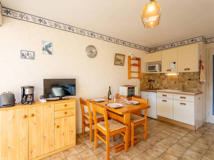 Ganzes Studio, Studio Kabine in Carnac - 50m vom Strand, Terrasse, Parkplatz, Haustier erlaubt in Carnac Plage, Carnac