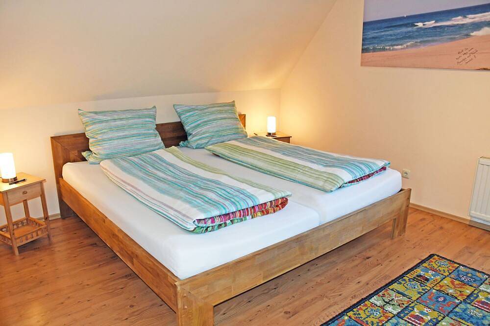 Ganze Wohnung, Ferienwohnung Karnitz im Herzen von Rügen mit Sauna in Garz/Rügen, Rügen