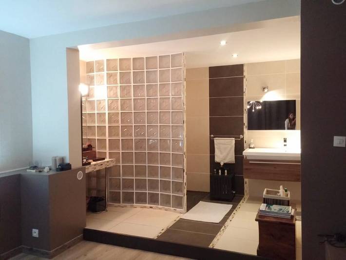 Location de vacances pour 2 personnes, avec balcon ainsi que jardin et vue à Sainte-Suzanne - 4