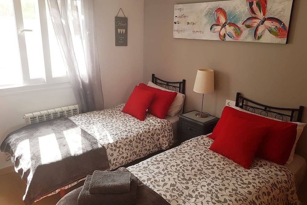 Casa Jacks, Gran Primera Linea Golf Villa con piscina privada y conexión Wi-Fi in Mar Menor Polaris World, Mar Menor