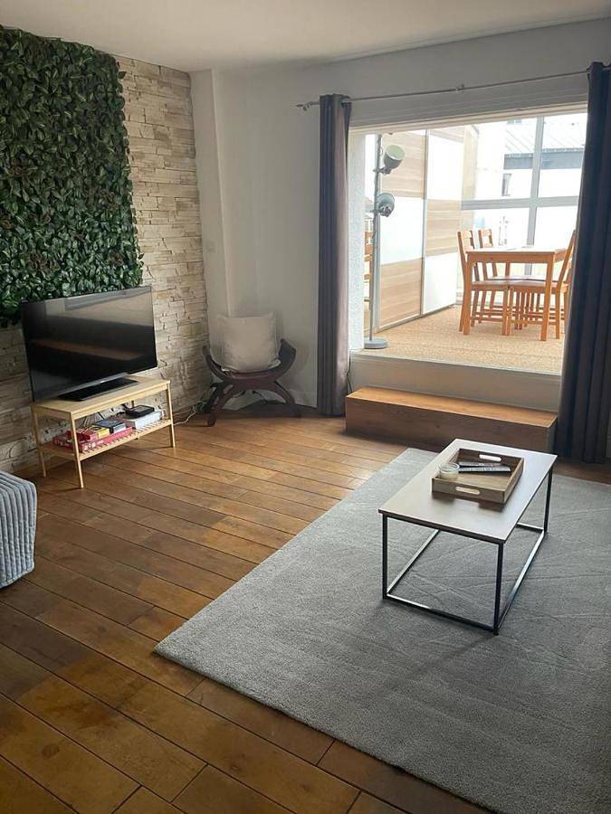 Gîte pour 4 personnes, avec vue et terrasse à Le Vésinet