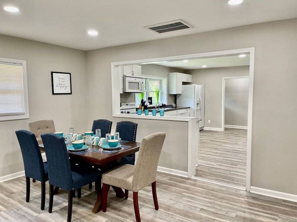 Modern 3 Bdrm Private Home in Heart of High Point in High Point, Guilford County