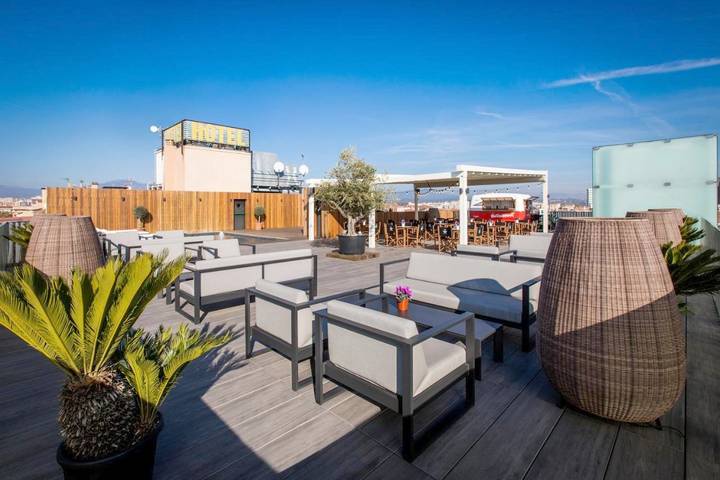 Hôtel pour 10 personnes, avec terrasse et piscine à Sabadell - 3