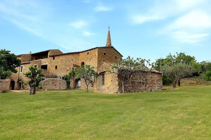 Location de vacances pour 8 personnes, avec Balcon et Jardin à Vagnas