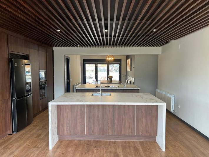 Casa rural para 11 personas, con Balcón y Terraza además de Jardín y Piscina en Arenas de San Pedro - 3
