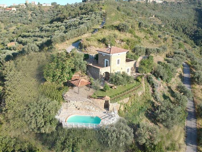 Casa vacanza per 5 persone, con panorama e piscina nonché giardino, con animali domestici a San Mauro Cilento