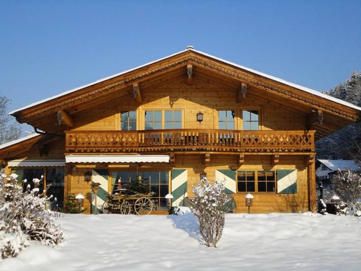 Location de vacances pour 4 personnes, avec terrasse et vue à Kitzbühel
