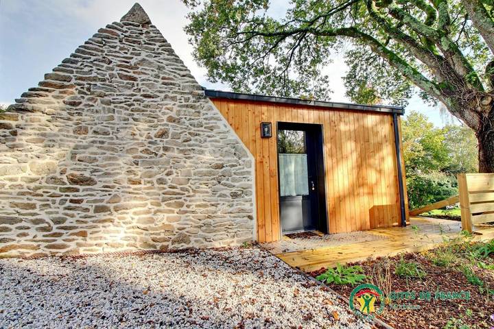 Maison de vacances pour 2 personnes, avec Terrasse et Vue à Theix