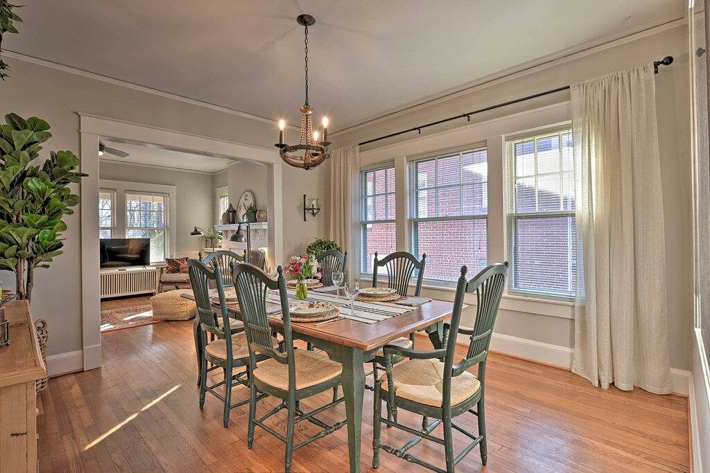 Neu! Vintage Cottage <1 Meile zum Unc Greensboro! in Greensboro, Guilford County