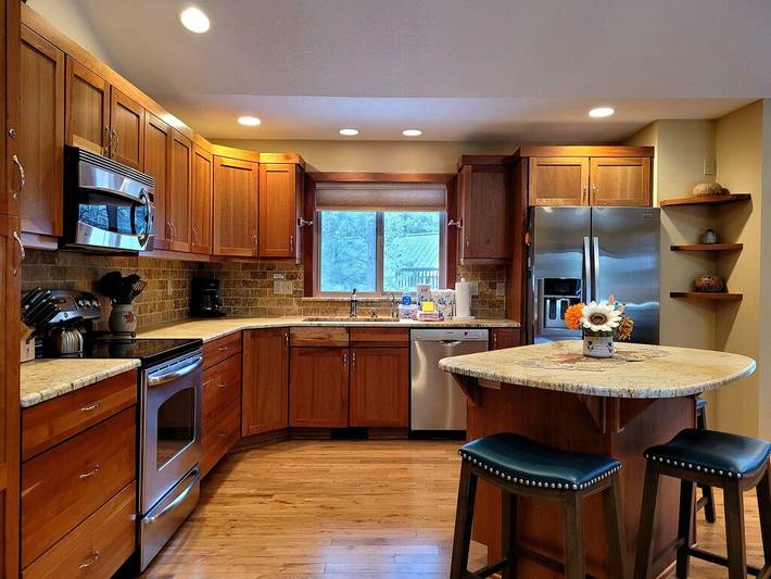 Vacation rental for 8 people, with terrace and hot tub, with pets in Sunriver