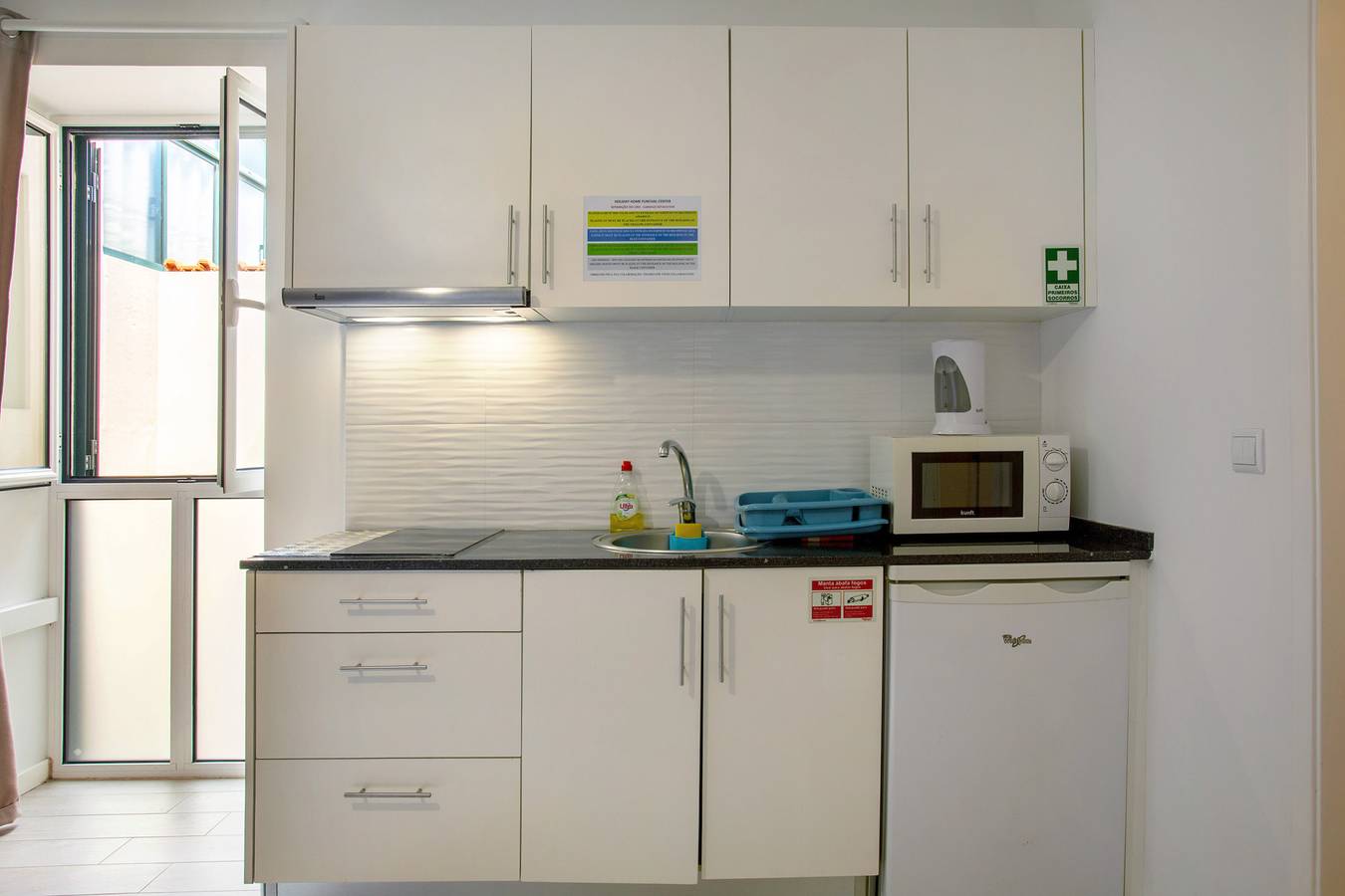 Apartamento entero, Apartamento 'Casa de vacaciones Funchal Centro - T0' con Wi-Fi y aire acondicionado in Funchal (Sé), Isla de Madeira