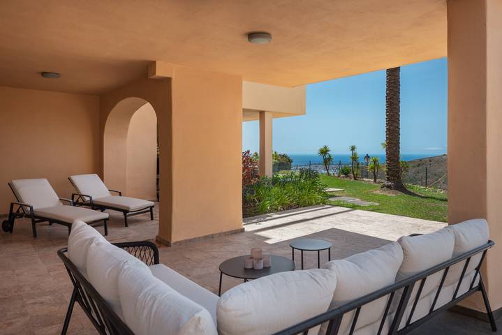Apartamento entero, Apartamento de vacaciones para 6 personas con jardín in Paraiso Park, Benahavís