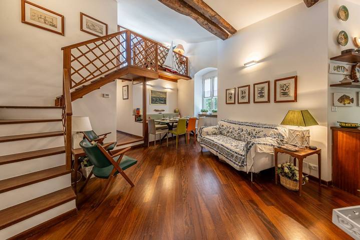 Gîte pour 2 personnes, avec balcon/terrasse dans Paraggi