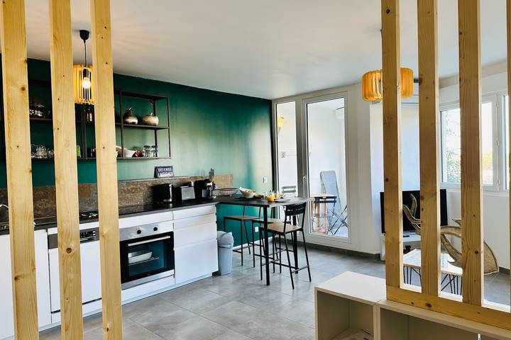 Gîte pour 2 personnes, avec terrasse dans Plage Rive Droite - 2