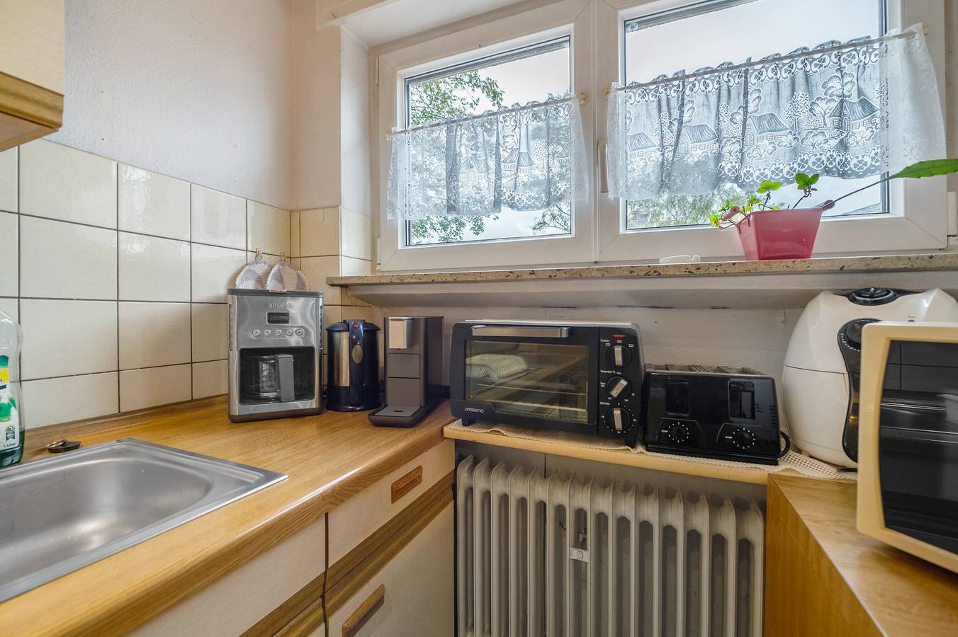 Ganze Wohnung, Ferienwohnung 'Ferienhaus Störzel - Wohnung A' mit privater Terrasse und Wlan in Morbach, Bernkastel-Kues & Umgebung