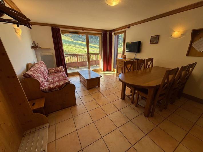 Chalet pour 8 personnes, avec Balcon ainsi que Jacuzzi et Sauna dans Les 7 Laux