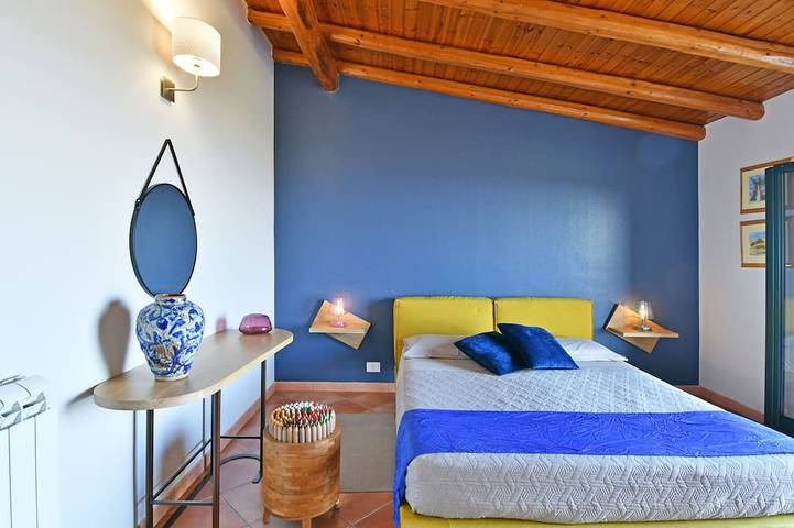 Location de vacances pour 13 personnes, avec jacuzzi et piscine dans Puntalazzo - 3